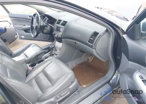 2006 Honda Accord 3.0 Ex z USA, uszkodzony, nr VIN 1HGCM66596A025457